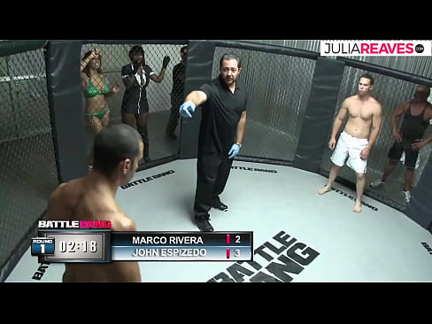 ❤️ Ultimate Fighter naai 'n nommer meisie direk na 'n geveg in die ring Superseks op af.hentaisun.ru ❌️